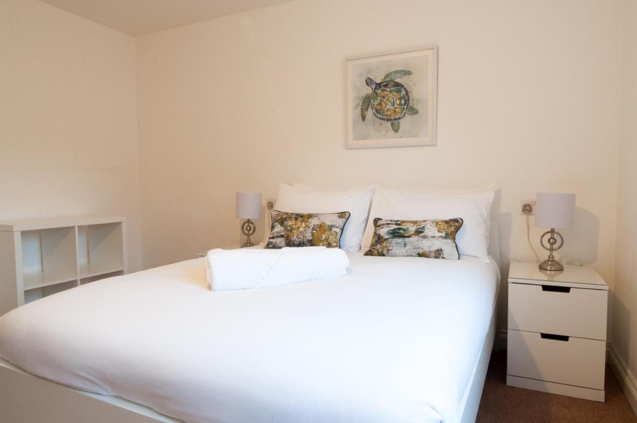 Newly Furnished Aztec House Villa Derby Buitenkant foto